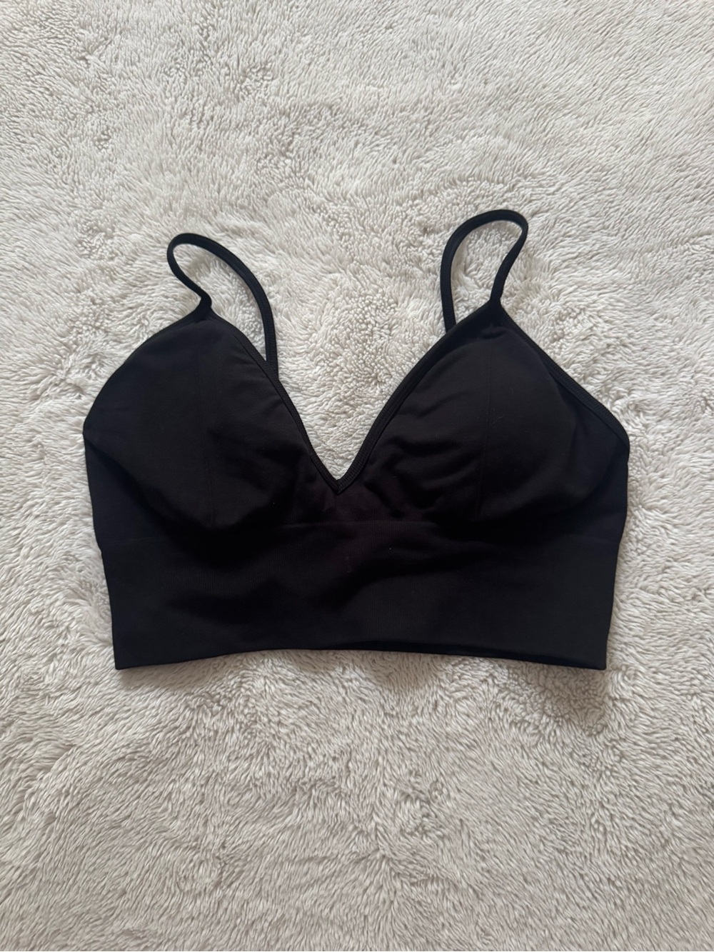 Alphalete sports bra